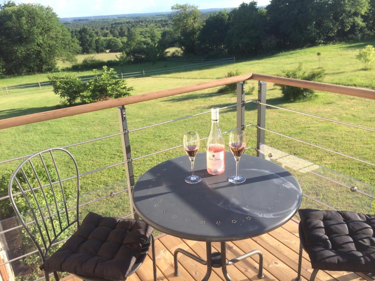 Les Petits Chenes Bed and Breakfast La Pellerine  Exteriör bild