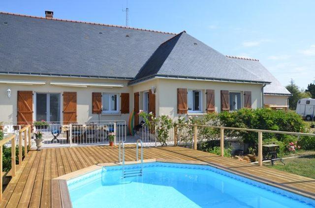 Les Petits Chenes Bed and Breakfast La Pellerine  Exteriör bild